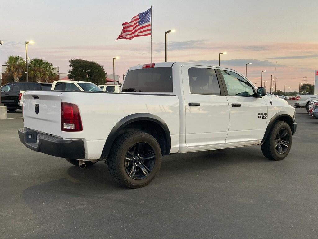 2024 Ram 1500 Classic Warlock photo 3