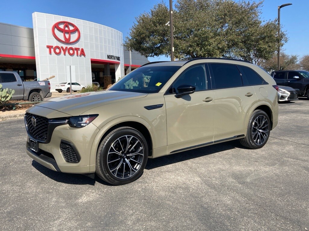 2025 Mazda CX-70