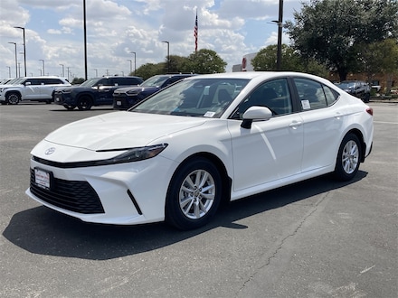 2025 Toyota Camry LE Sedan