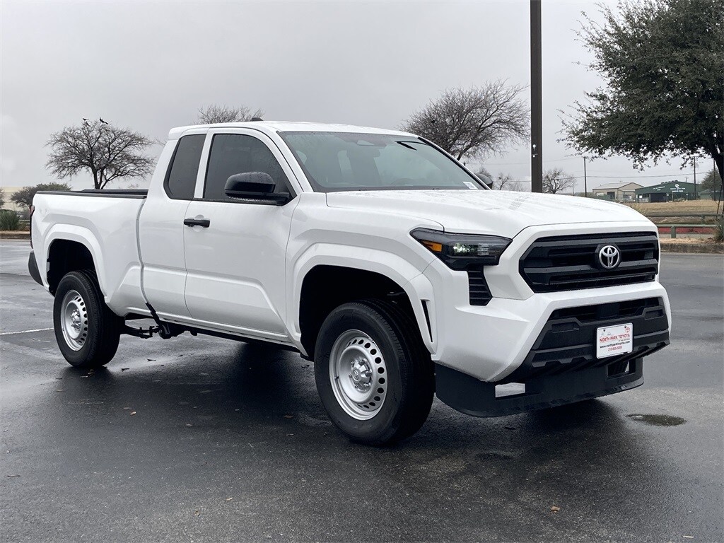 2025 Toyota Tacoma SR photo 3