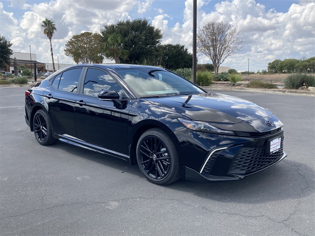 New 2026 Toyota Camry SE Sedan