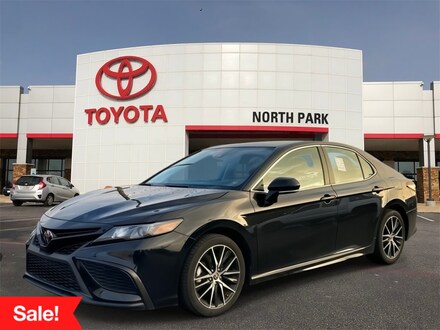 2024 Toyota Camry SE Sedan