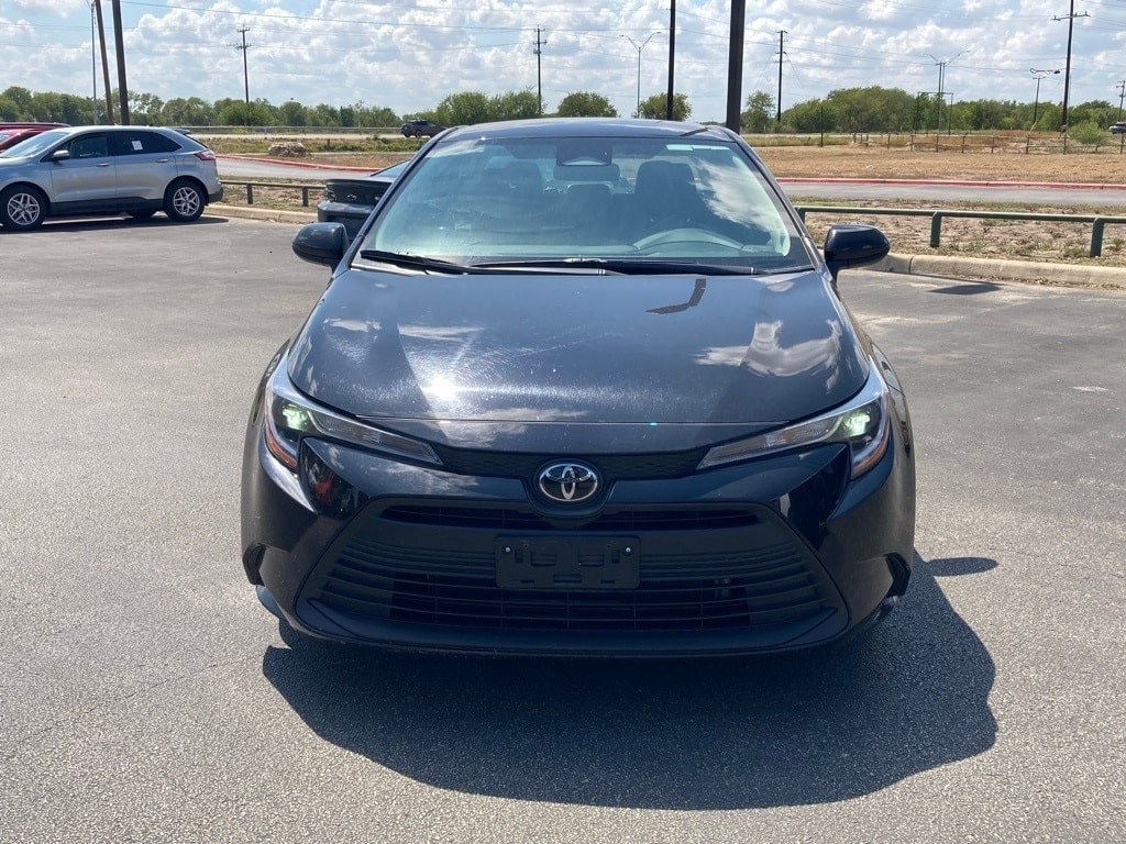 Used 2024 Toyota Corolla LE with VIN 5YFB4MDE7RP158817 for sale in Northfield, Minnesota