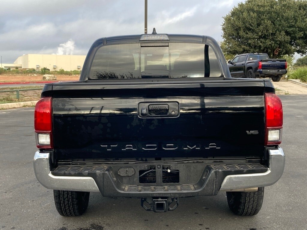 2021 Toyota Tacoma SR5 photo 3