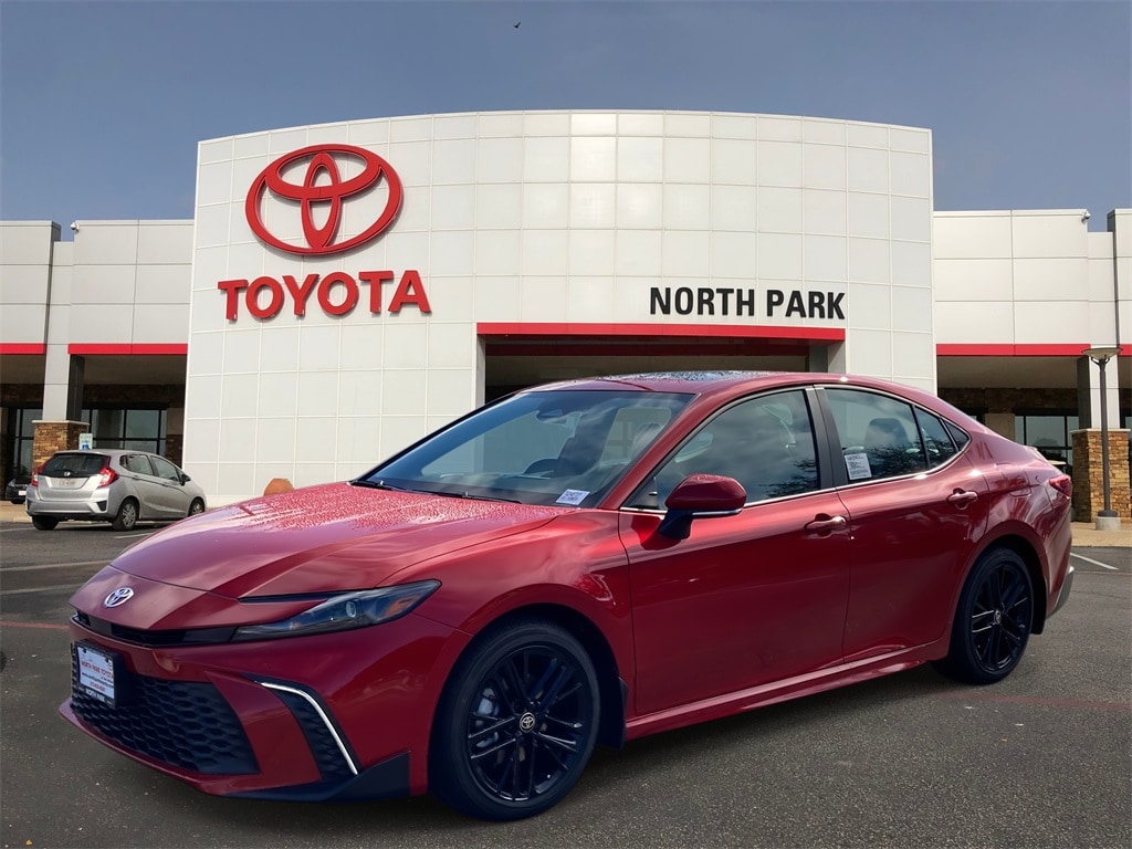 2026 Toyota Camry SE's photo