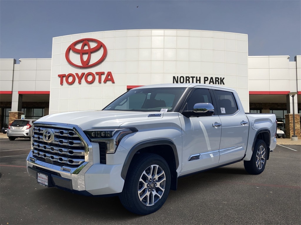 宅配便配送 New 2025 San in Sale For Edition 1794 Hybrid Tundra Toyota トップス