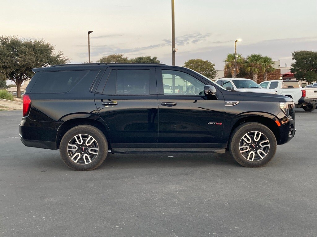 2024 Gmc Yukon AT4 photo 4
