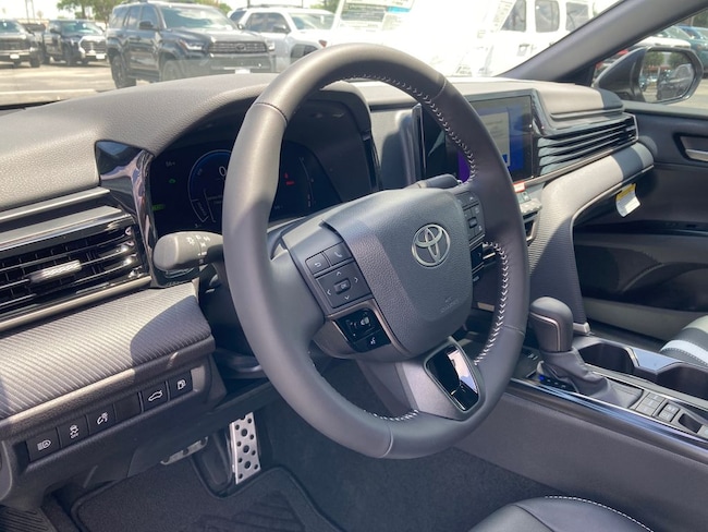 2026 Toyota Camry SE Sedan