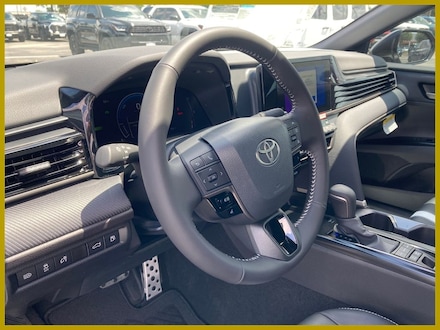 2026 Toyota Camry SE Sedan