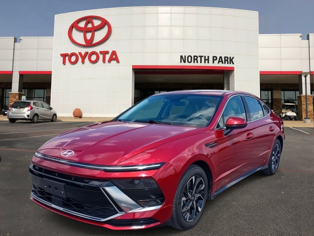 2025 Hyundai Sonata SEL's photo
