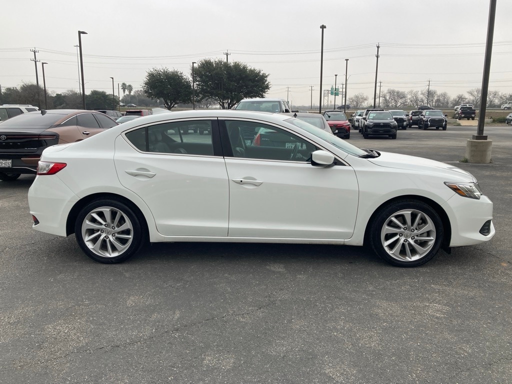 Used 2017 Acura ILX Premium Package Sedan