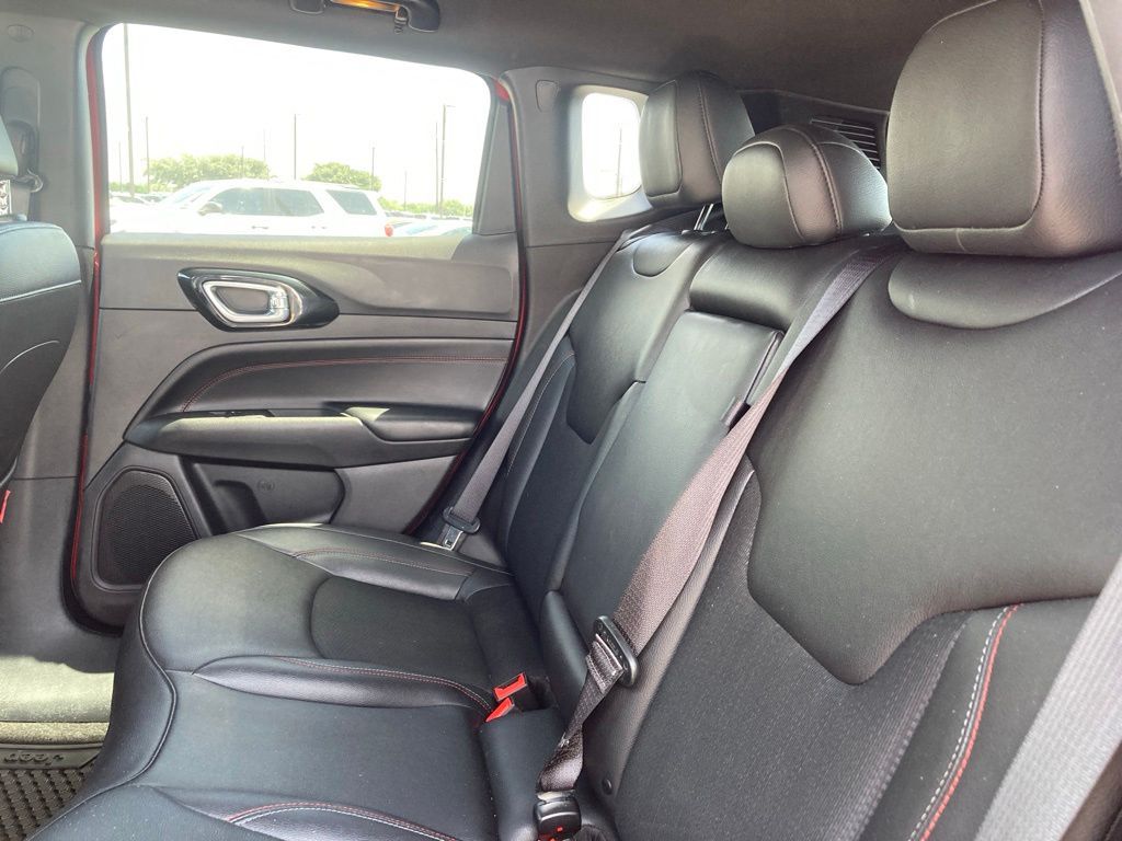 2025 Jeep Compass Trailhawk - Photo 11