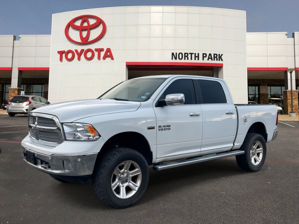 2017 RAM 1500 Lone Star Silver 4x4 Crew Cab 5'7's photo