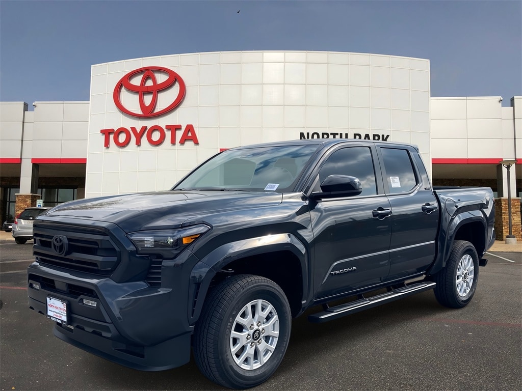 2025 Toyota Tacoma SR5's photo