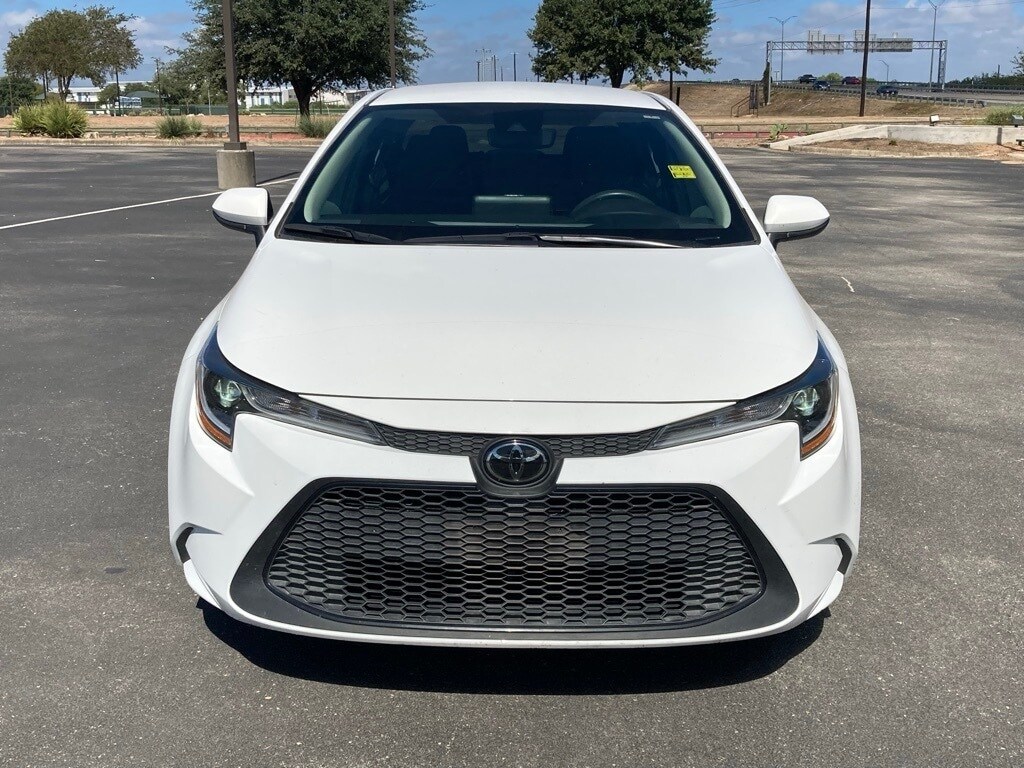 2022 Toyota Corolla L photo 2