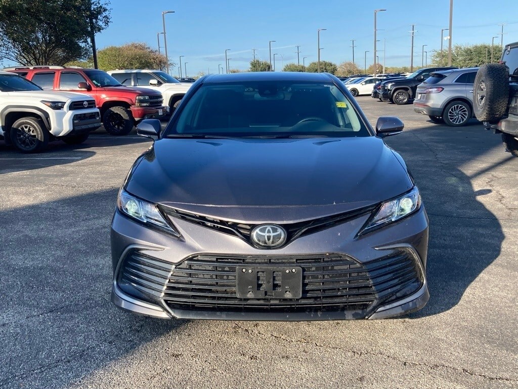 2024 Toyota Camry LE photo 2