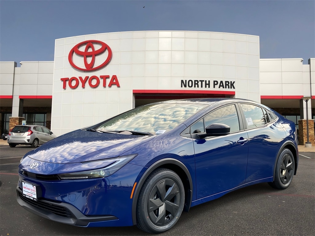 2026 Toyota Prius Hatchback 