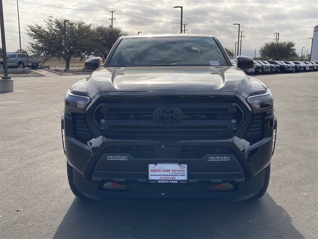 2025 Toyota Tacoma SR5 photo 2