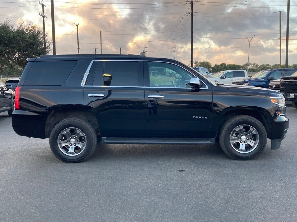 2019 Chevrolet Tahoe LS photo 4