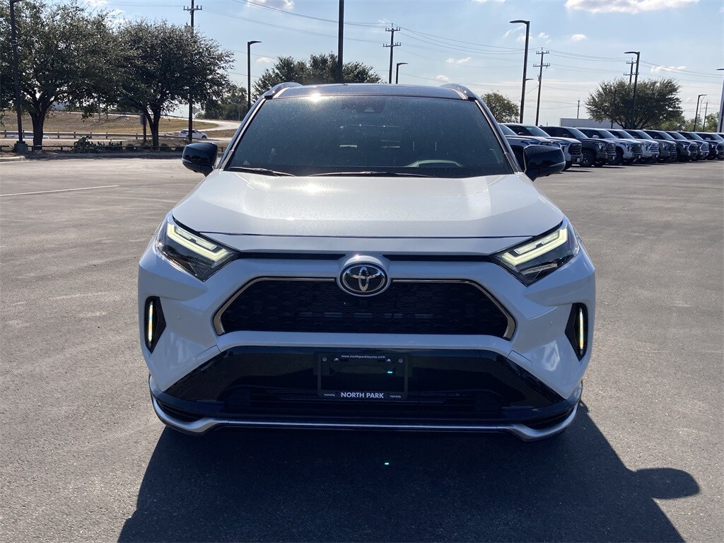 2025 Toyota RAV4 Prime XSE Premium photo 2