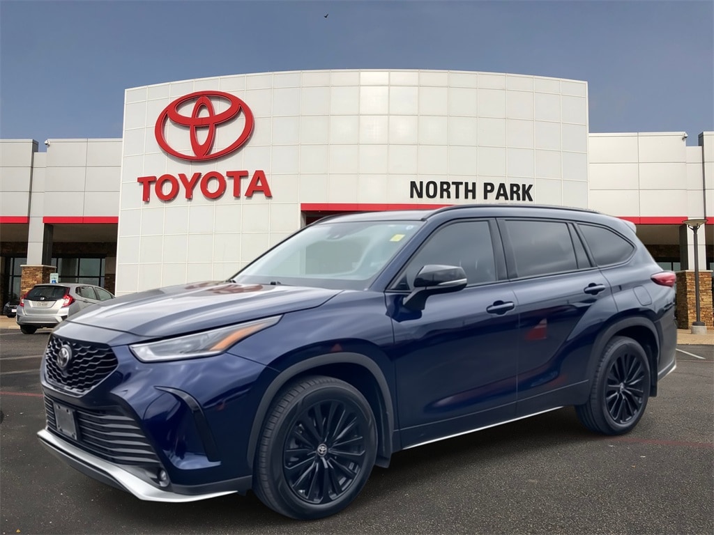 2023 Toyota Highlander SUV 