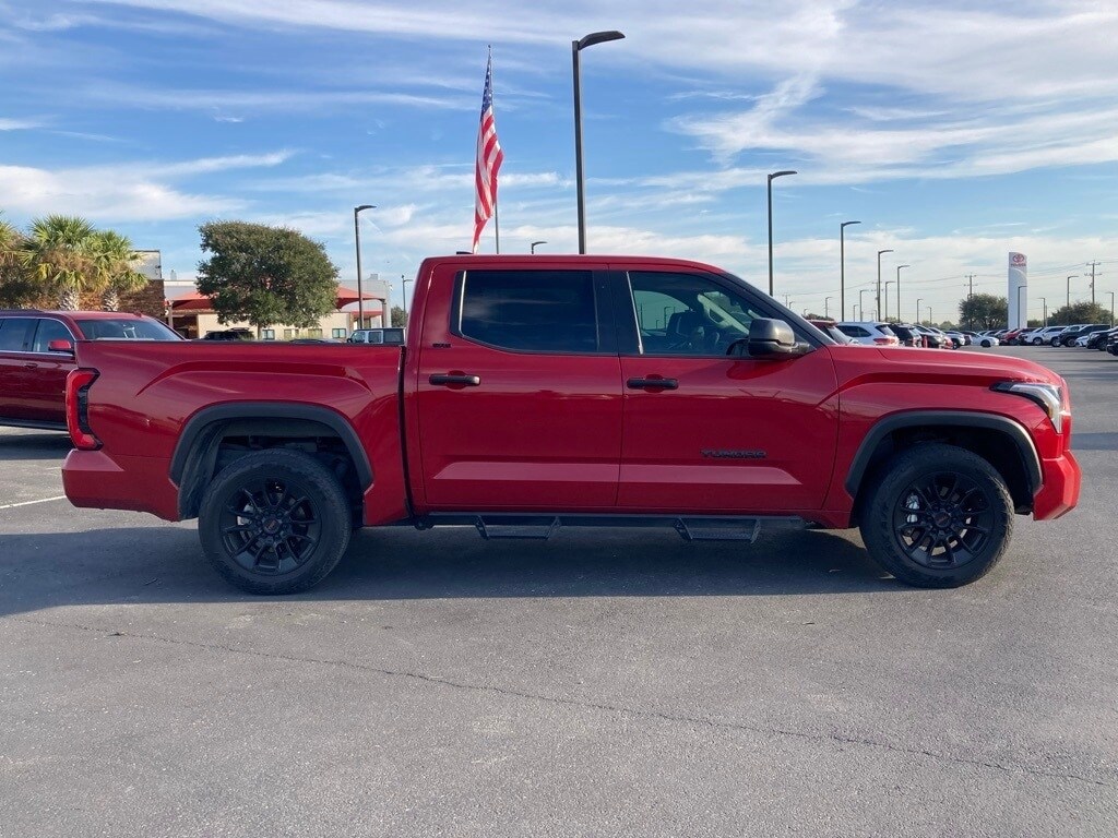 2022 Toyota Tundra SR5 photo 3