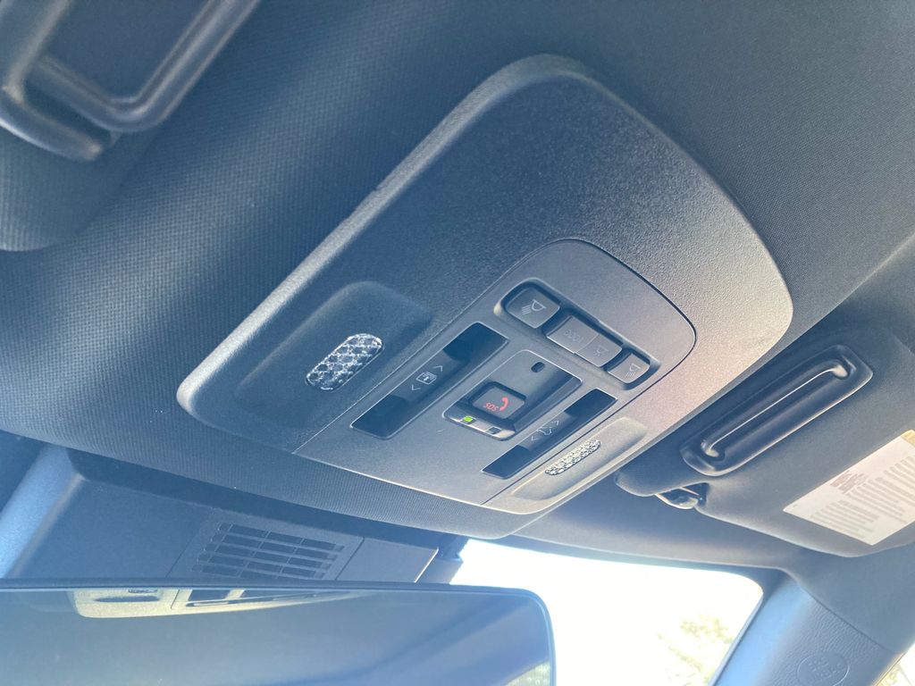 2026 Toyota Camry XSE - Photo 27