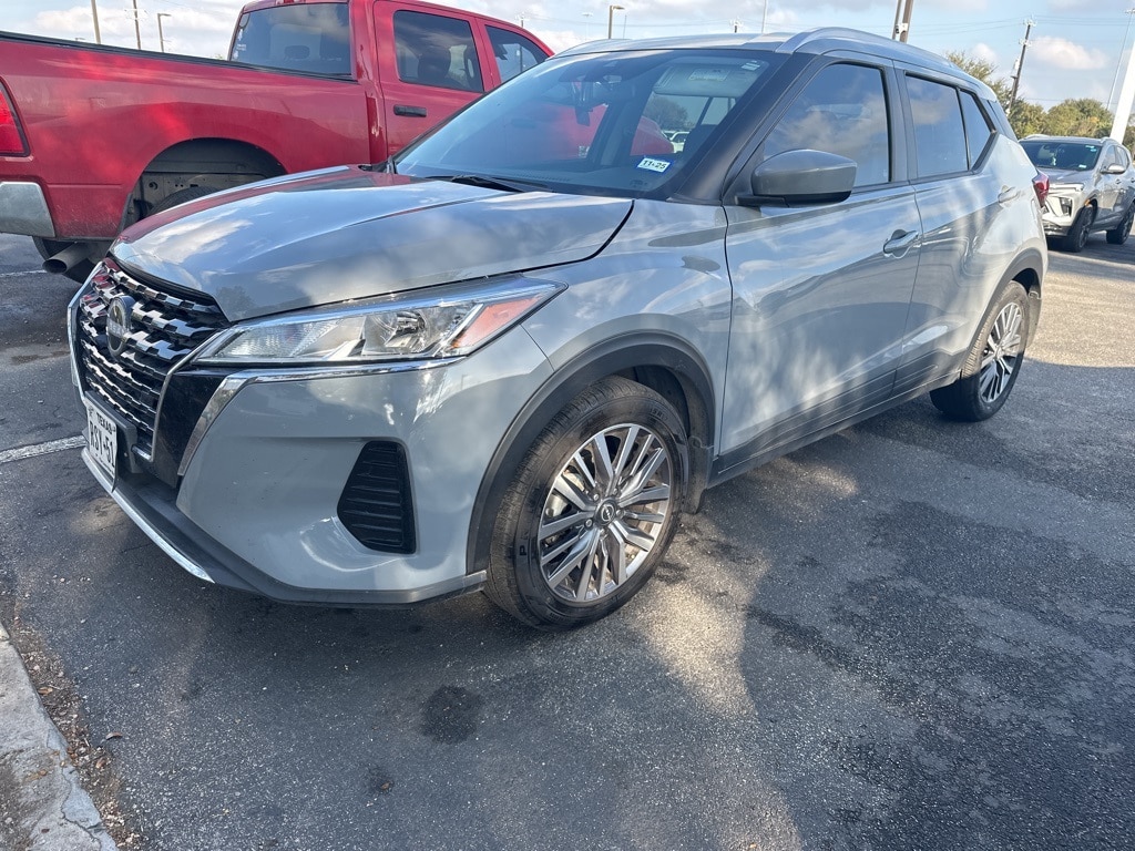 Used 2024 Nissan Kicks SV SUV