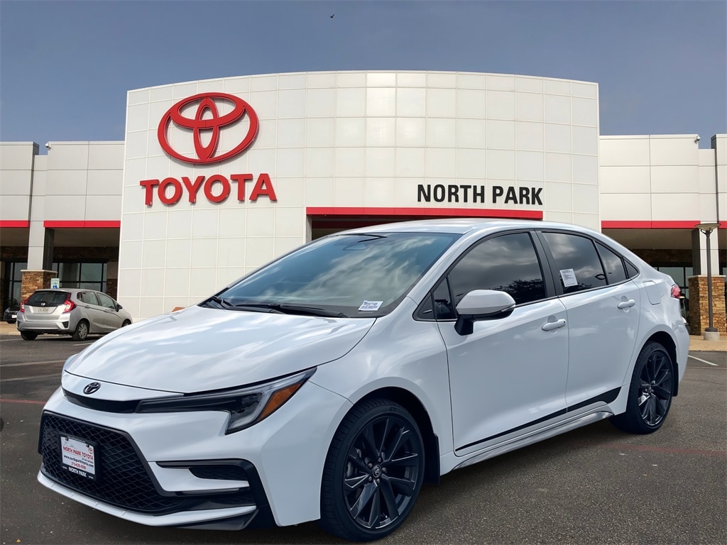 2026 Toyota Corolla SE's photo