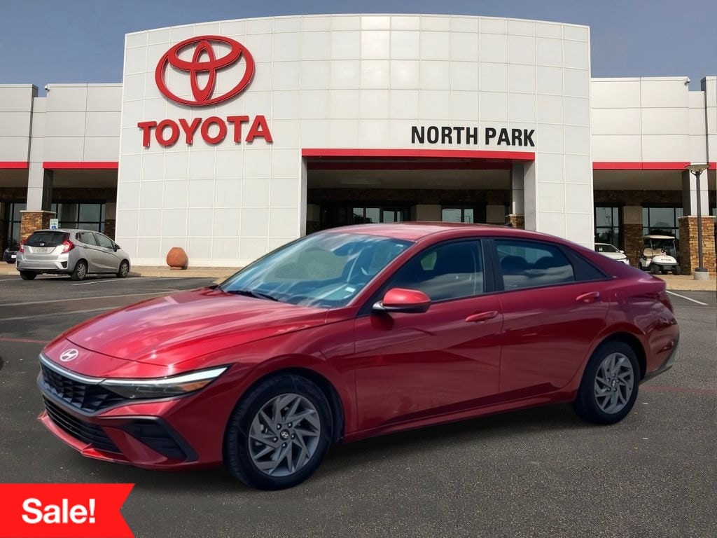 Used 2024 Hyundai Elantra SEL Sedan