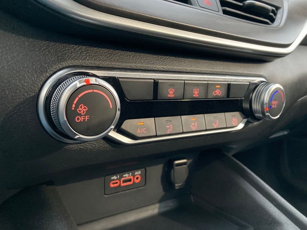 2025 Nissan Altima SV - Photo 23
