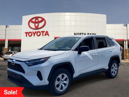 2025 Toyota RAV4 LE SUV