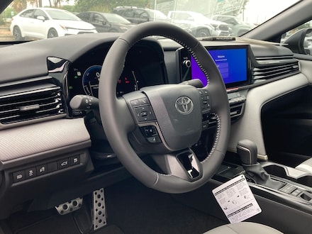 2026 Toyota Camry SE Sedan