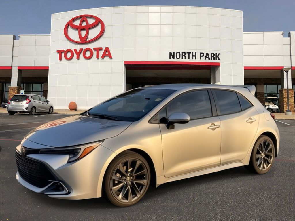 2025 Toyota Corolla XSE CVT's photo