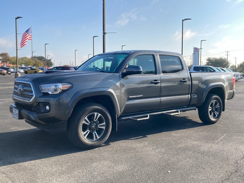 2017 Toyota Tacoma Truck 