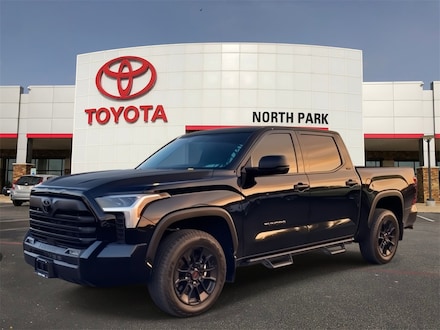 2025 Toyota Tundra SR5 Truck