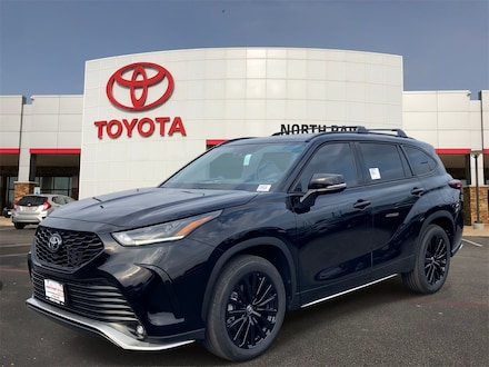 2026 Toyota Highlander XSE SUV