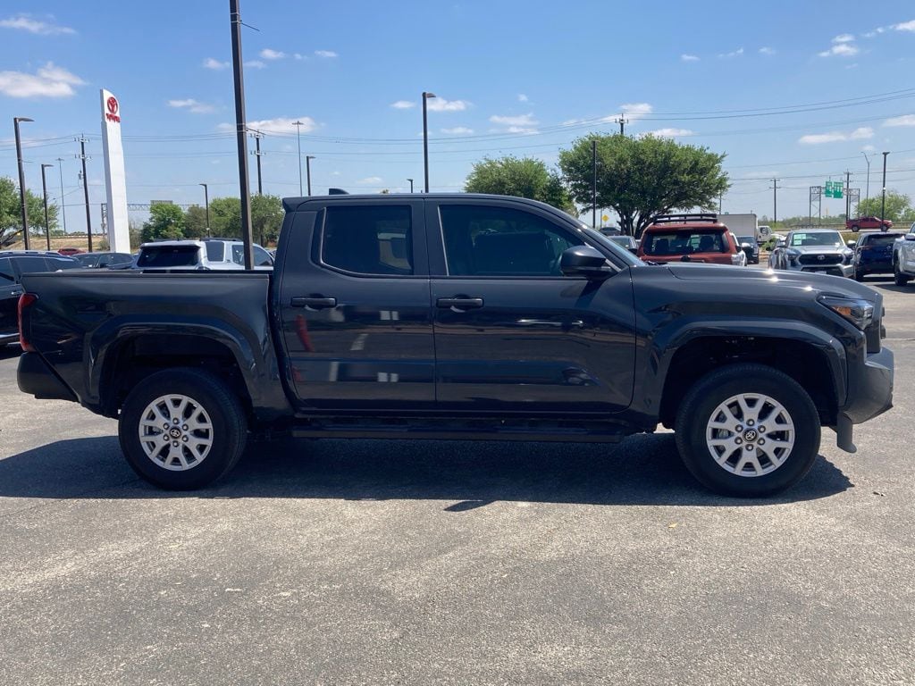Used 2025 Toyota Tacoma SR Truck