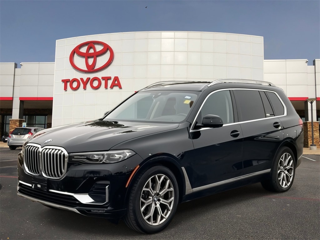 2022 BMW X7 40i's photo