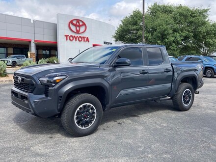 2025 Toyota Tacoma TRD Off-Road Truck