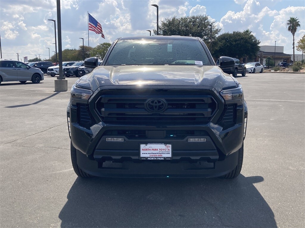 2025 Toyota Tacoma SR5 photo 2