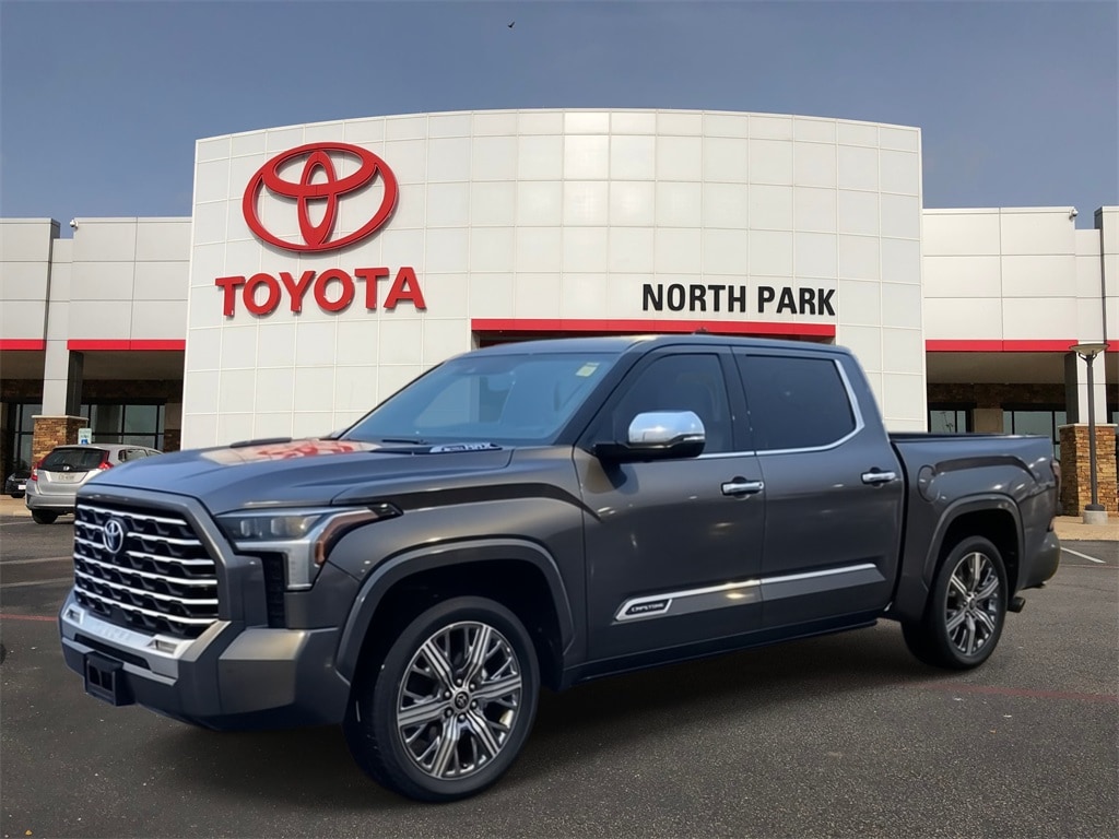 2022 Toyota Tundra Capstone's photo