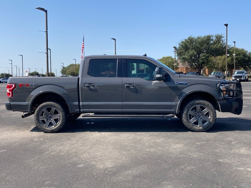 2020 Ford F-150 XLT photo 3