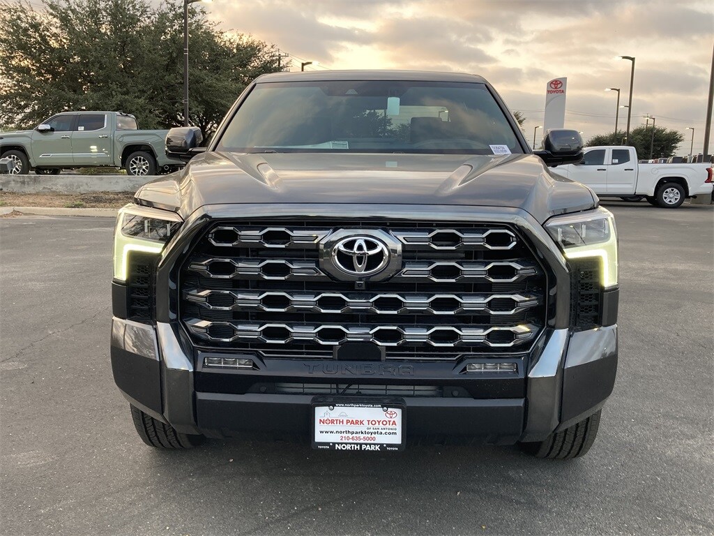 2026 Toyota Tundra Platinum photo 2