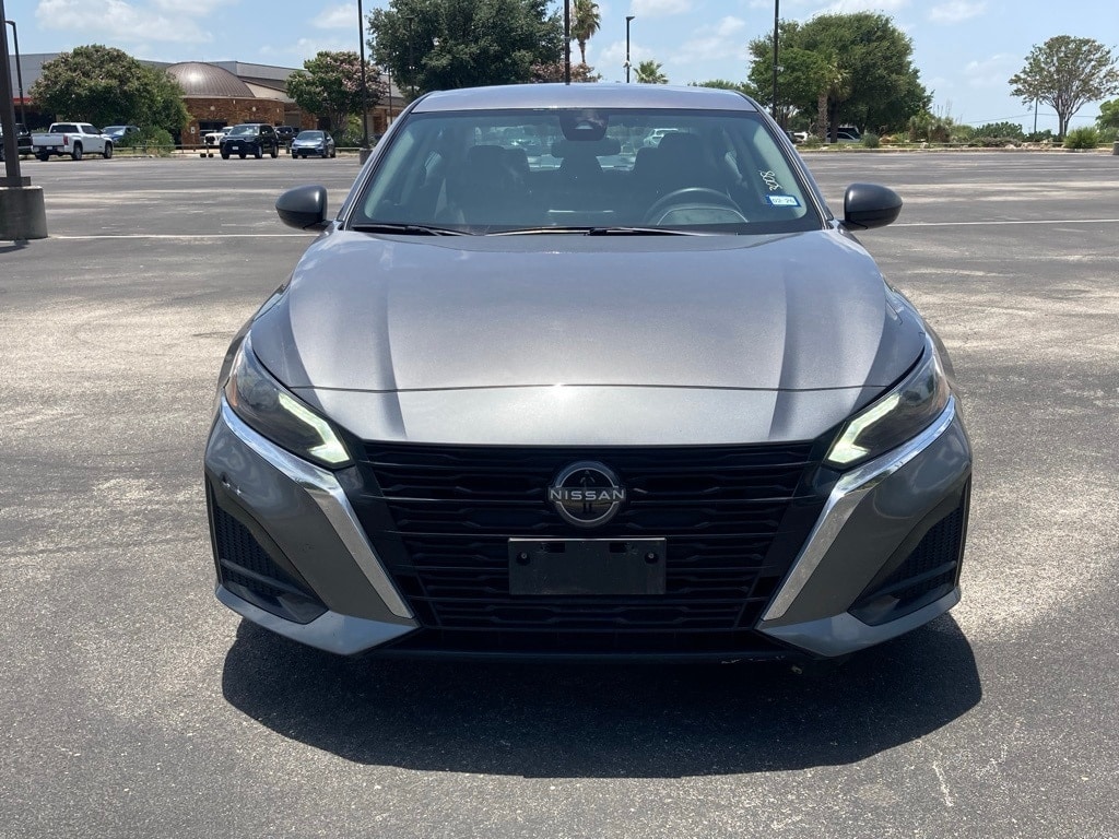 Used 2024 Nissan Altima SV with VIN 1N4BL4DV1RN393008 for sale in San Antonio, TX