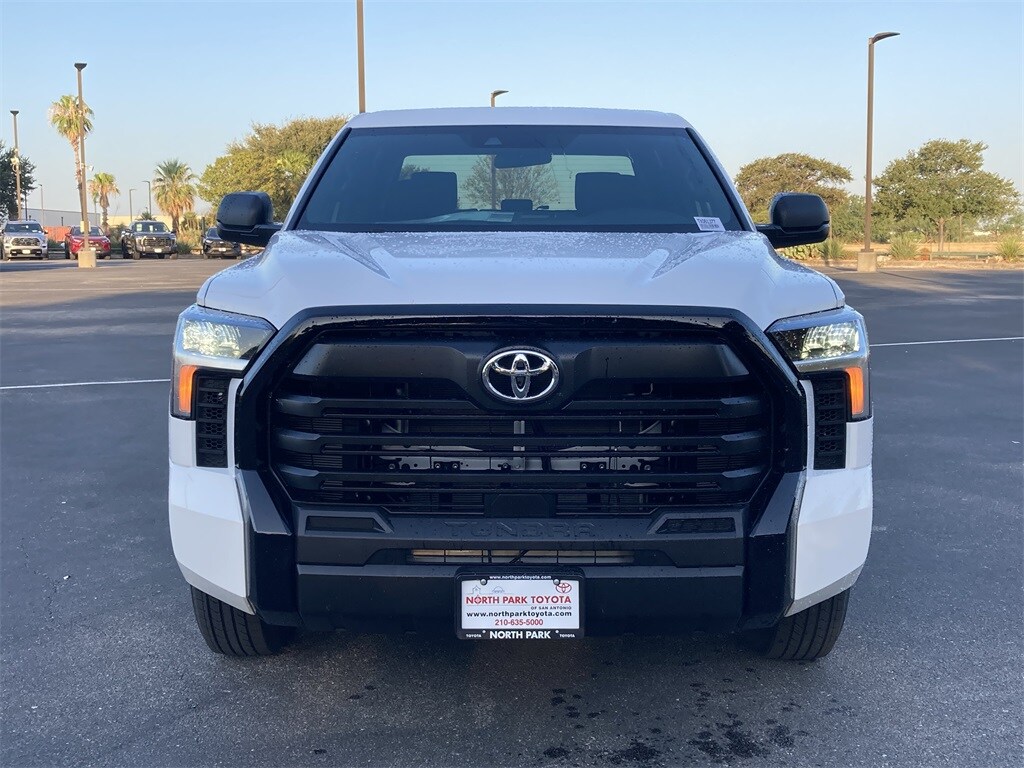 2026 Toyota Tundra SR CrewMax photo 2