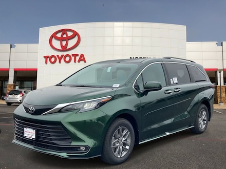 2026 Toyota Sienna XLE 7 Passenger Van Passenger Van