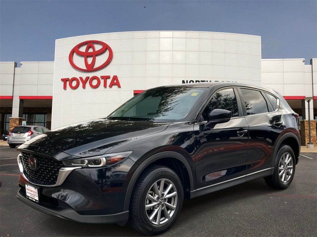 2023 Mazda CX-5 S Preferred package's photo
