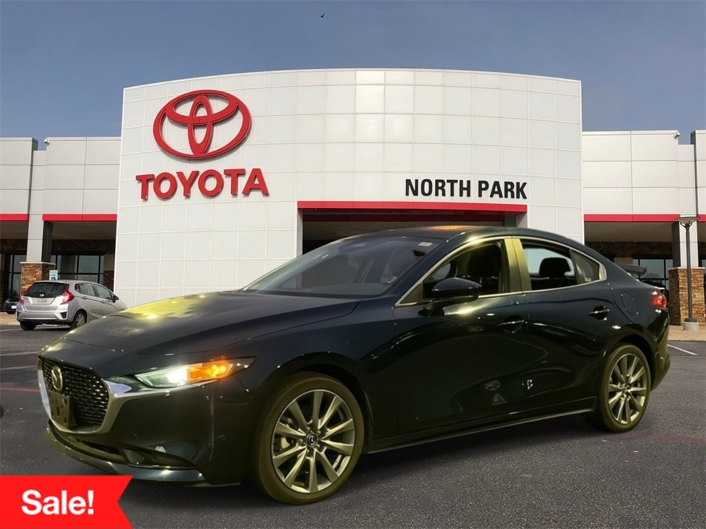 2025 Mazda Mazda3 Preferred's photo