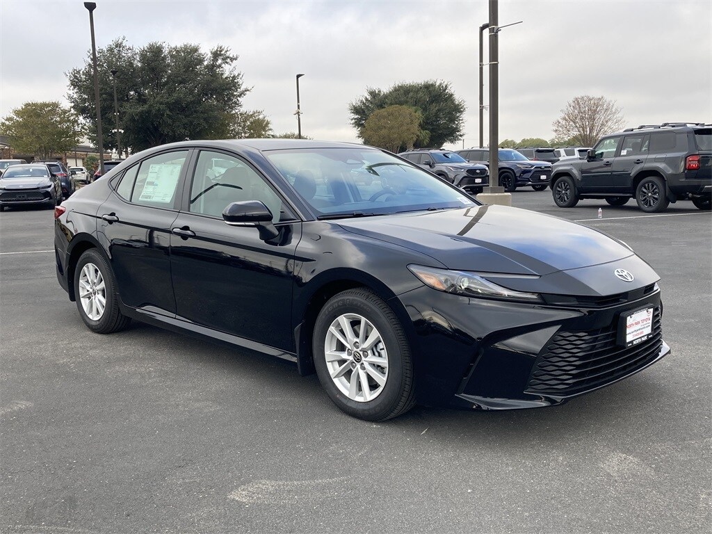 2026 Toyota Camry LE photo 2